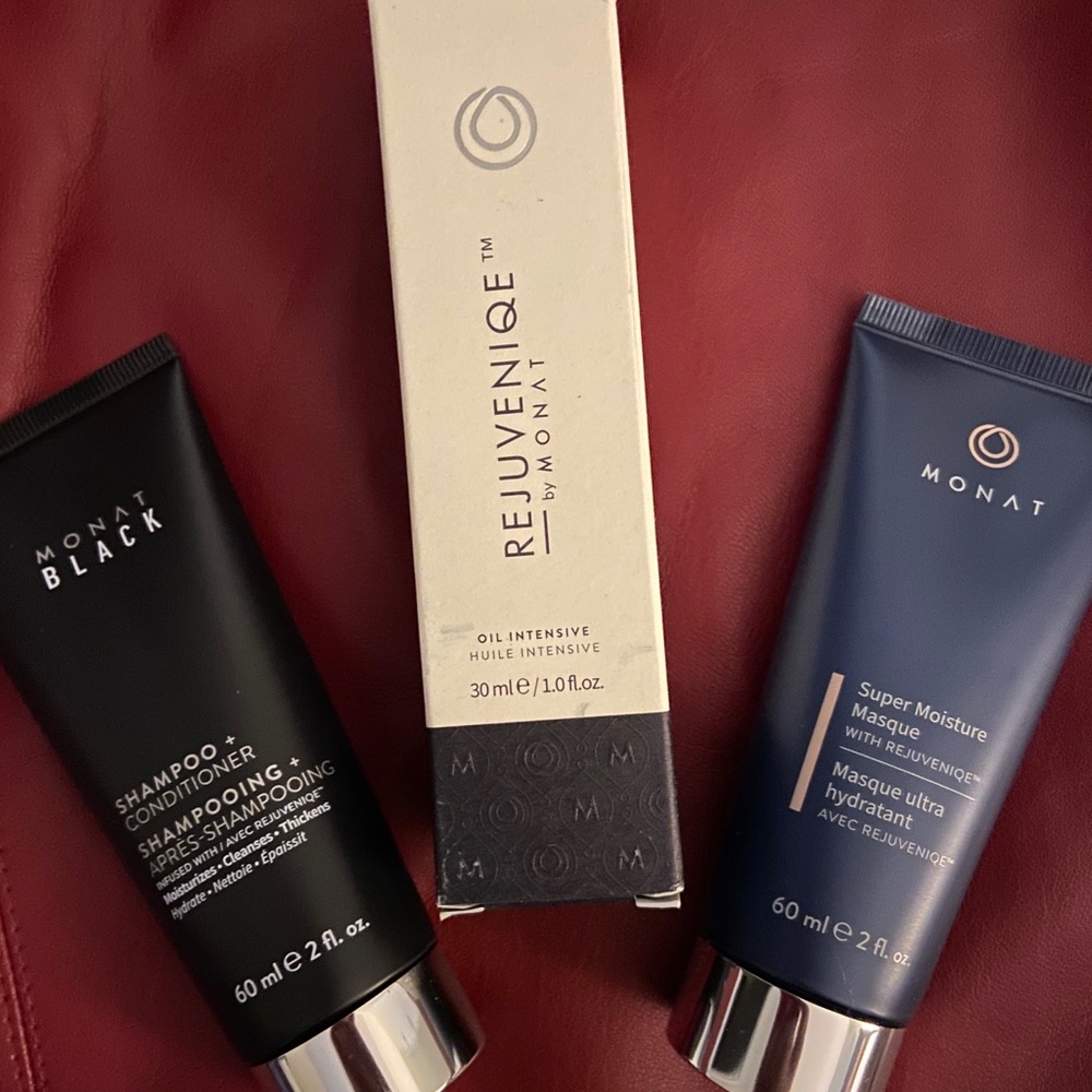 Monat Rejuvenique Oil 💫